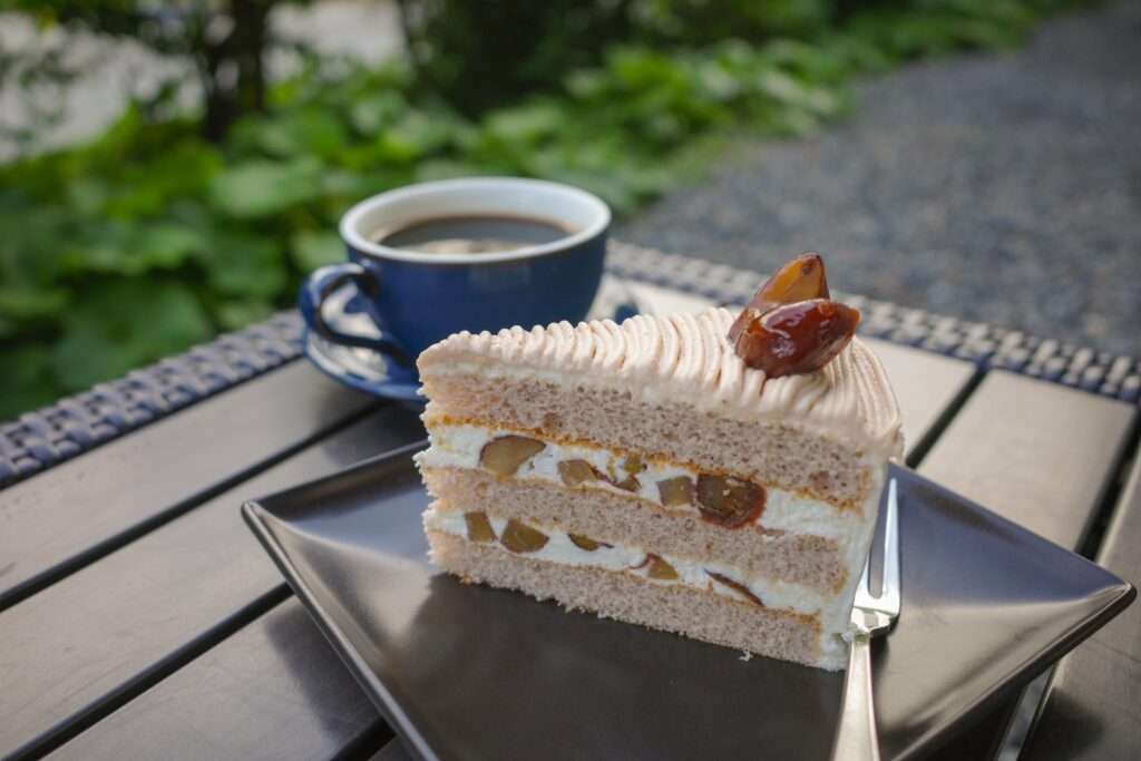 スイーツカフェ＆バー LOUNGEおすすめケーキメニュー：栗ショート